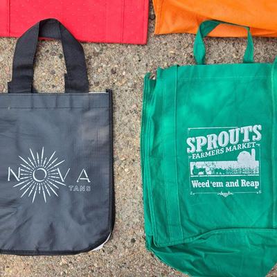 Hot/Cold Bag, Reusable Grocery Bags including an Insulated Bag