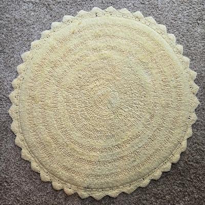Sunny Yellow Round Scalloped Rug #1