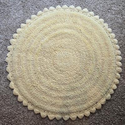 Sunny Yellow Round Scalloped Rug #3