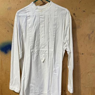 Scully size large shirt