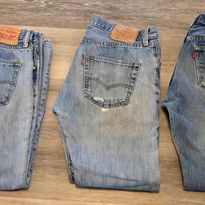 (3) Pairs of Levi Men's Jeans