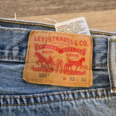 (3) Pairs of Levi Men's Jeans