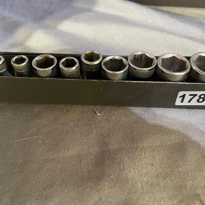Socket set