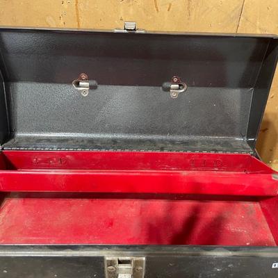 Metal tool box