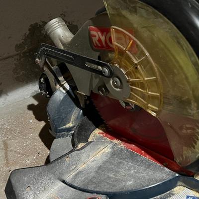 Ryobi Compound Miter Saw Tool