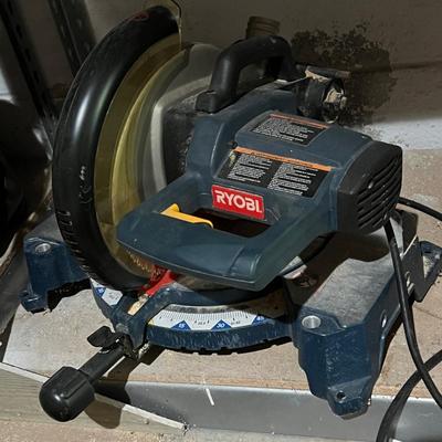 Ryobi Compound Miter Saw Tool