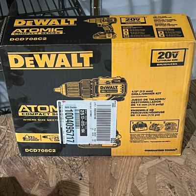 NEW Dewalt Atomic 20V 1/2 IN. Drill Driver Tool