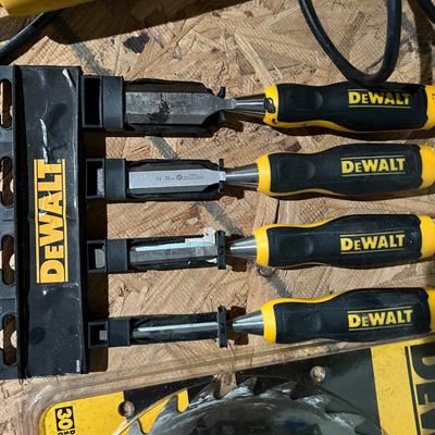 Dewalt Tools Lot - Grinder, Chisel Set, Saw Blade