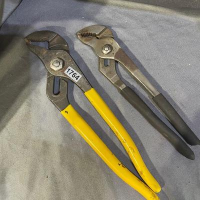 Adj pliers