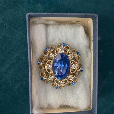 Vintage blue and clear rhinestone brooch