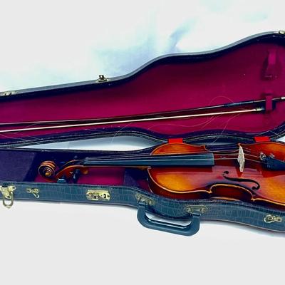 Vintage Copy of Antonius Stradivarius Facibat Cremona 1713 Violin Made in West Germany With Case And Accessories