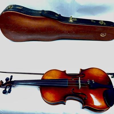 Vintage Copy of Antonius Stradivarius Facibat Cremona 1713 Violin Made in West Germany With Case And Accessories