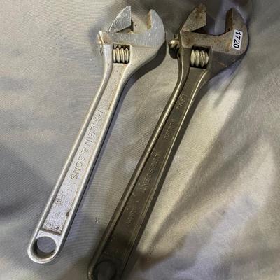 Adjustable wrench