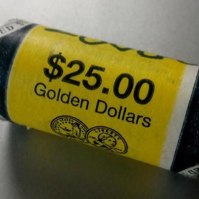 LOT 111 ROLL OF 2000-D $1 DOLLAR COINS