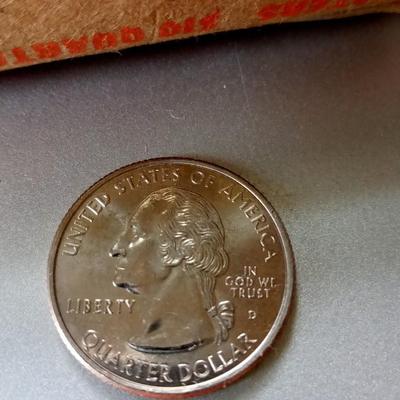 LOT 113 ROLL 1999-D DELAWARE STATE QUARTERS