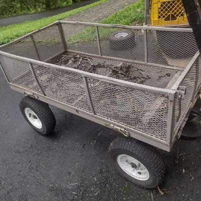 Metal Mesh Garden Pull Cart with Pnuematic Tires