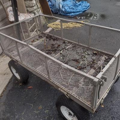Metal Mesh Garden Pull Cart with Pnuematic Tires