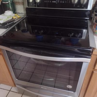 Whirlpool Stainless Finish Glass Top Stove/Oven