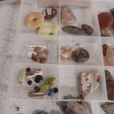 CUT TUMBLED ROCKS