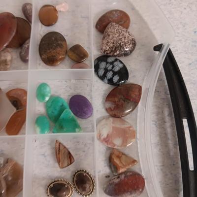 CUT TUMBLED ROCKS