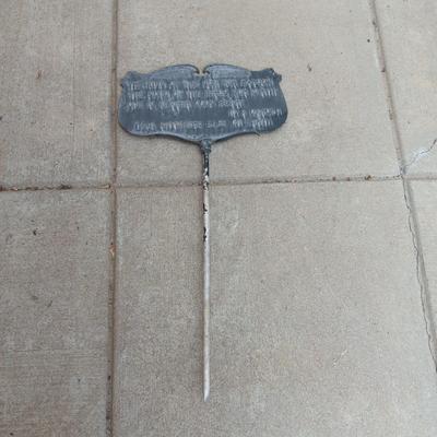 METAL STAKED GARDEN SIGN AND DOUBLE SHEPHERDS HOOK
