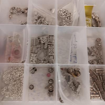JEWELRY MAKING SUPPLIES