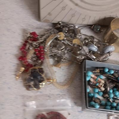 MULTI STRAND BEAD SMITH, JEWELRY MAKING BEADS AND MORE