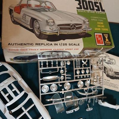 Vintage model car kit #2, Mercedes Benz 300SL GULL-Wing Coupe