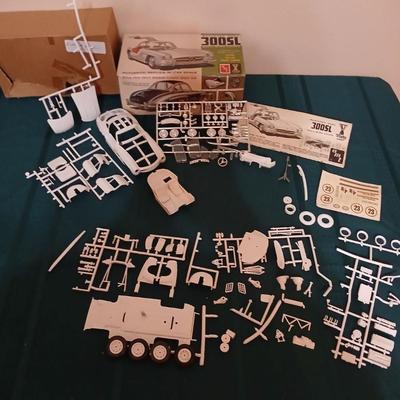 Vintage model car kit #2, Mercedes Benz 300SL GULL-Wing Coupe