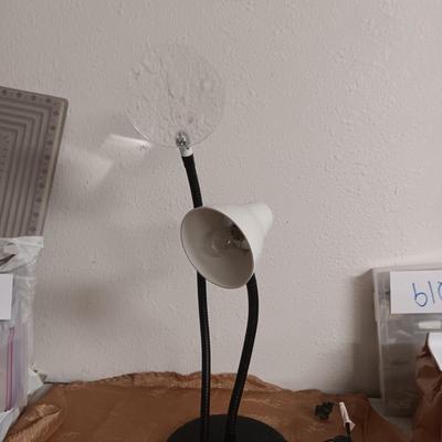 HEAVY BASE GOOSENECK LAMP AND MAGNIFIER