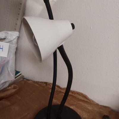 HEAVY BASE GOOSENECK LAMP AND MAGNIFIER