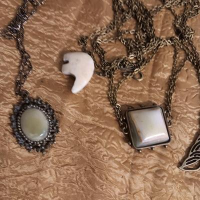 PEACOCK FEATHER JEWELRY BOX, BROKEN JEWELRY