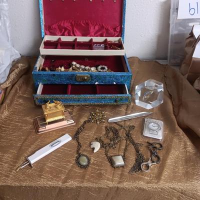 PEACOCK FEATHER JEWELRY BOX, BROKEN JEWELRY