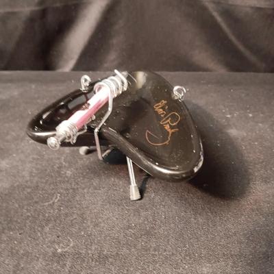 RETRO ELVIS PRESLEY ASHTRAY ON A STAND