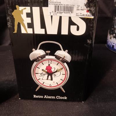 ELVIS BATTERY OPERATED ALARM CLOCK
