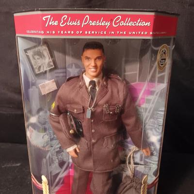 ELVIS THE ARMY YEARS FIGURE