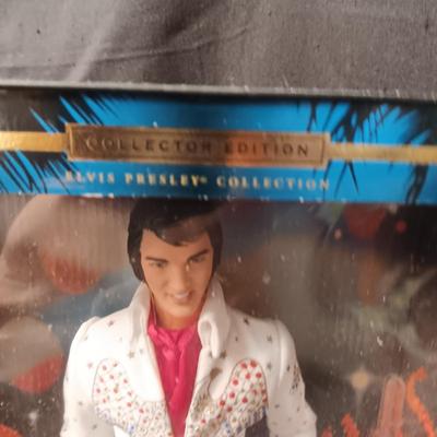 ELVIS PRESLEY FIGURE IN WHITE EAGLE JUMPSUIT