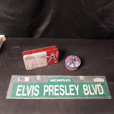 ELVIS MUSIC BOX, CARDBOARD STREET SIGN AND A TIN