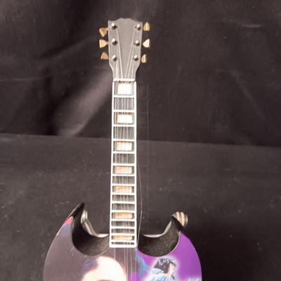 ELVIS ILLUMINATED GUITAR "A LEGEND IN LIGHTS"