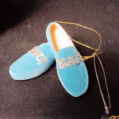 ELVIS BLUE SUEDE SHOES ORNAMENT, WATCH, CARD AND COLLECTORS PLATE