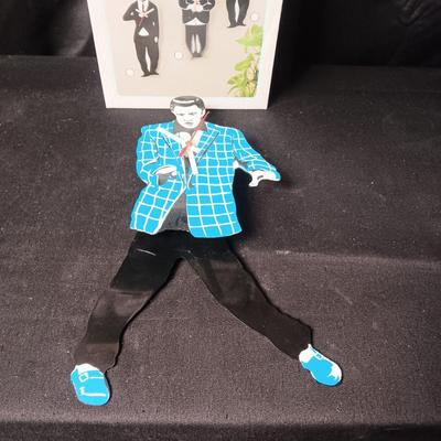 ELVIS PRESLEY PENDULUM WALL CLOCK