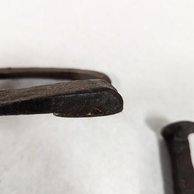 Vintage Horseshoes & Wall Decor
