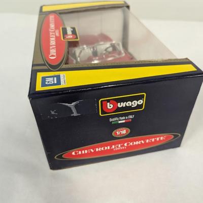 Burago 1957 Chevrolet Corvette 1:18 Scale Die Cast Metal Model Car