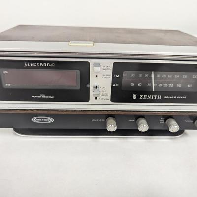 Vintage Zenith Solid State Alarm Clock Radio R472 1970's Retro AM/FM MCM