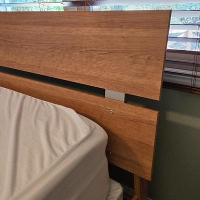 Mid Century Style Queen Size Bed
