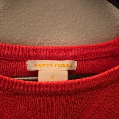 (2) Sweaters