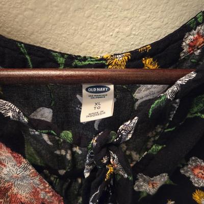 (2) Old Navy Tops