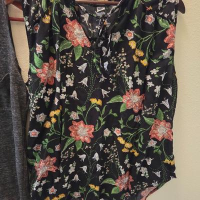 (2) Old Navy Tops