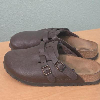 Brown Leather Birkenstocks