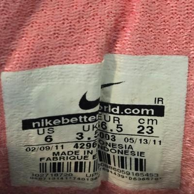 Ladies Nike Shoes
